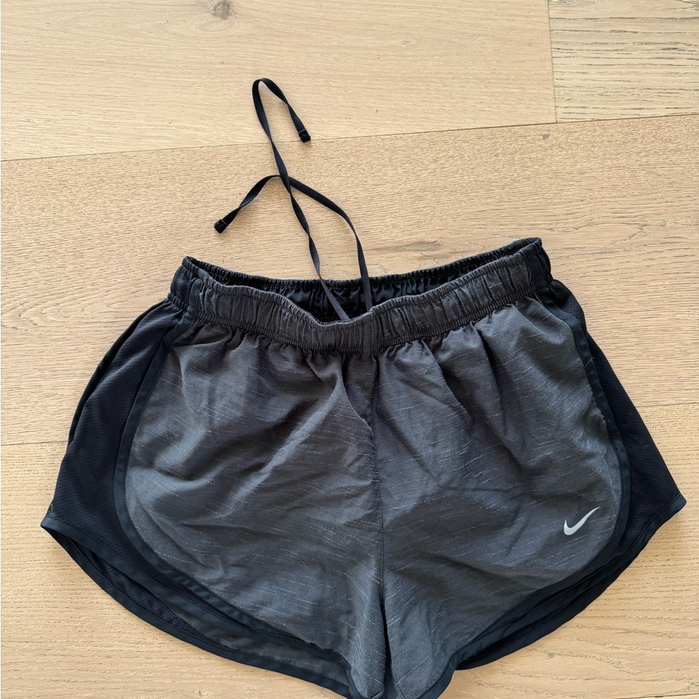 Nike Women's Charcoal and Black Athletic Shorts